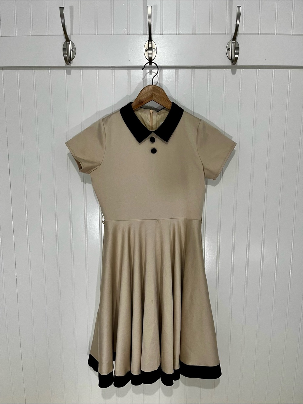 Nancy Drew 1930/40s Beige Fit-and-Flare Dress with Black Trim